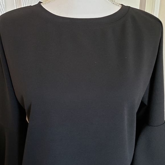SHEIN BELL SLEEVE BLOUSE SZ M BLACK - Picture 4 of 7